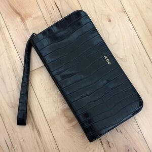 Aldo clutch wallet